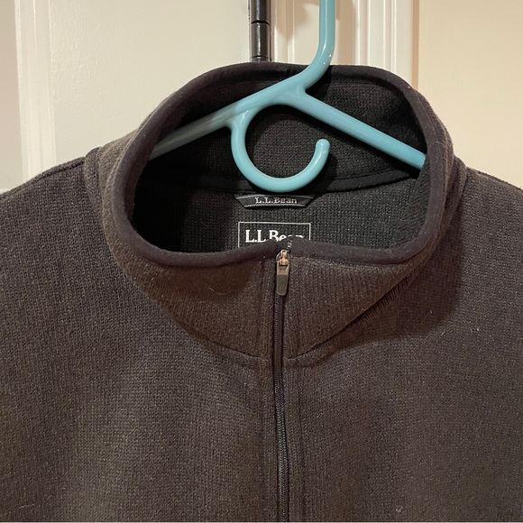L.L.Bean Vest - Picture 2 of 2
